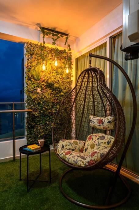 2R1B/Seaview Tropical /1~8Pax/Gurney Mansion One Apartment George Town Exterior photo