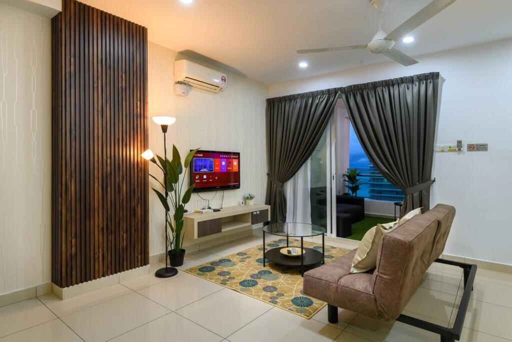2R1B/Seaview Tropical /1~8Pax/Gurney Mansion One Apartment George Town Exterior photo